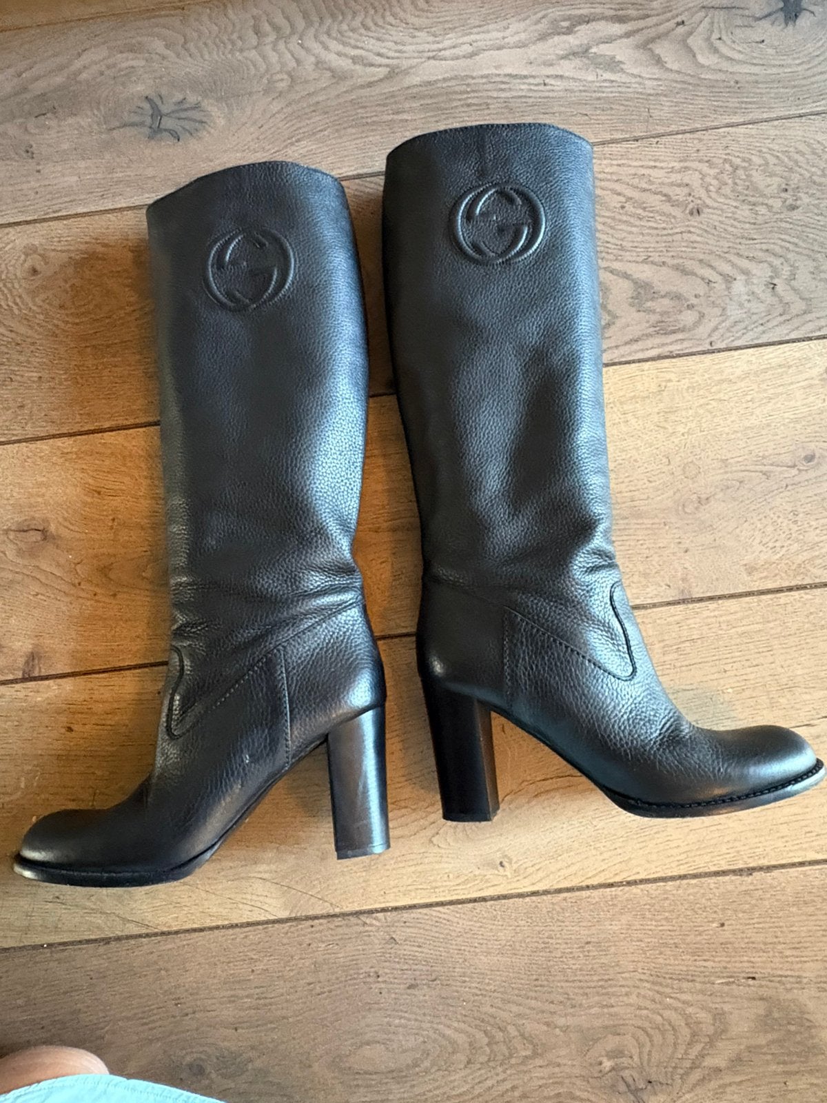Gucci laarzen met hak, maat 40, Ophalen of Verzenden, Zo goed als nieuw, Zwart