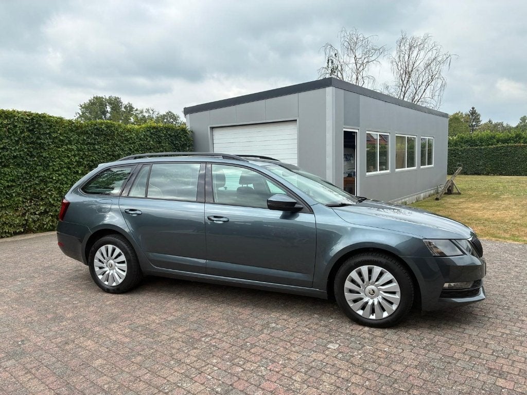 Skoda Octavia, Autos, Argent ou Gris, Achat, Euro 6, Boîte manuelle