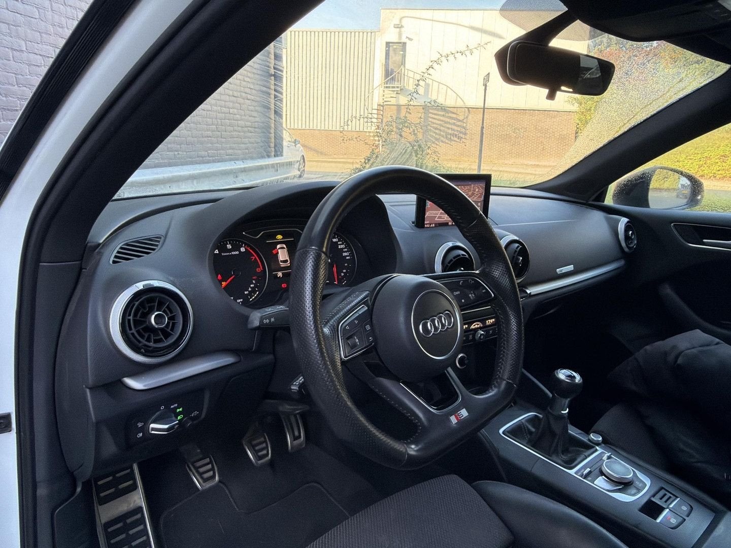 Audi A3 Sportback 1.0 TFSI Sport S Line Edition | € 7.800,-, Auto's, Zwart, Wit, Bedrijf, Verwarmde buitenspiegels