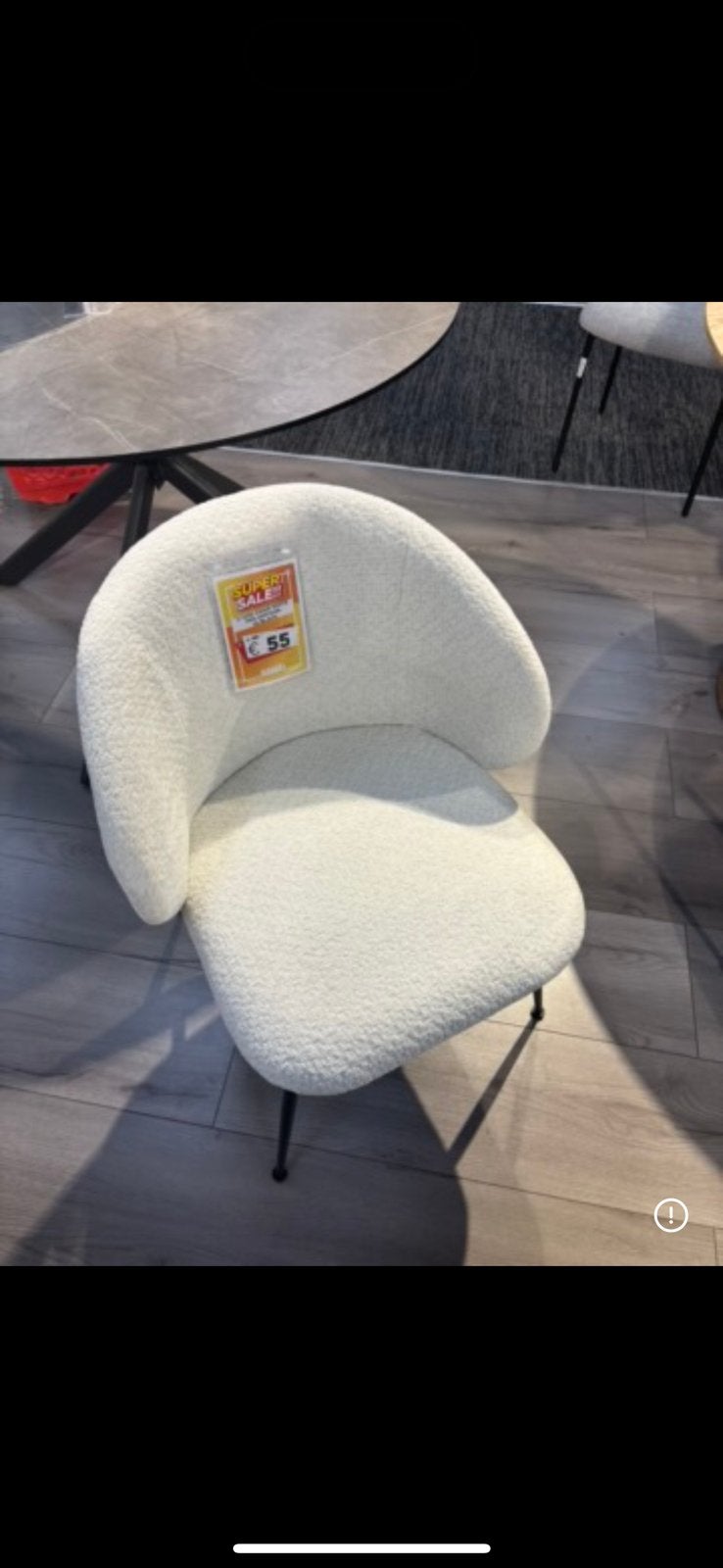 Chaise de salle a mangee(4 piece pour 80 euro) negociable, Huis en Inrichting, Zetels | Zetels en Chaises Longues, Ophalen, Zo goed als nieuw