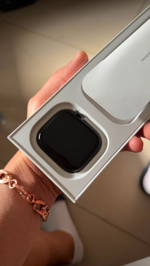 Apple watch serie 10 46mm noir, Bijoux, Sacs & Beauté, Montres connectées, Neuf, Étanche, Enlèvement ou Envoi, IOS