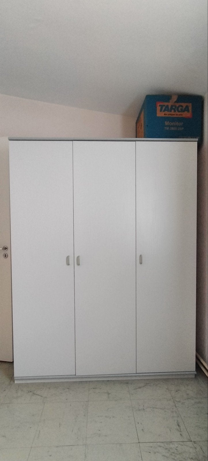 kleerkast 3 deuren, Huis en Inrichting, Ophalen