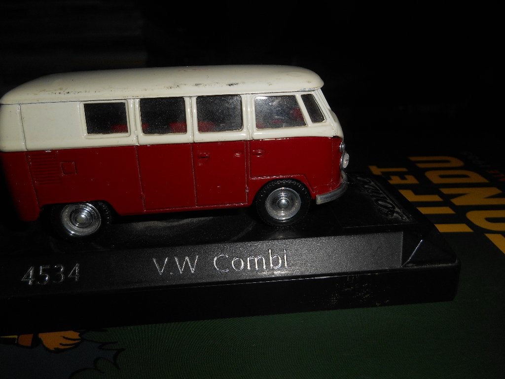 Solido 1/43 VW combi, Hobby & Loisirs créatifs, Enlèvement ou Envoi, Solido
