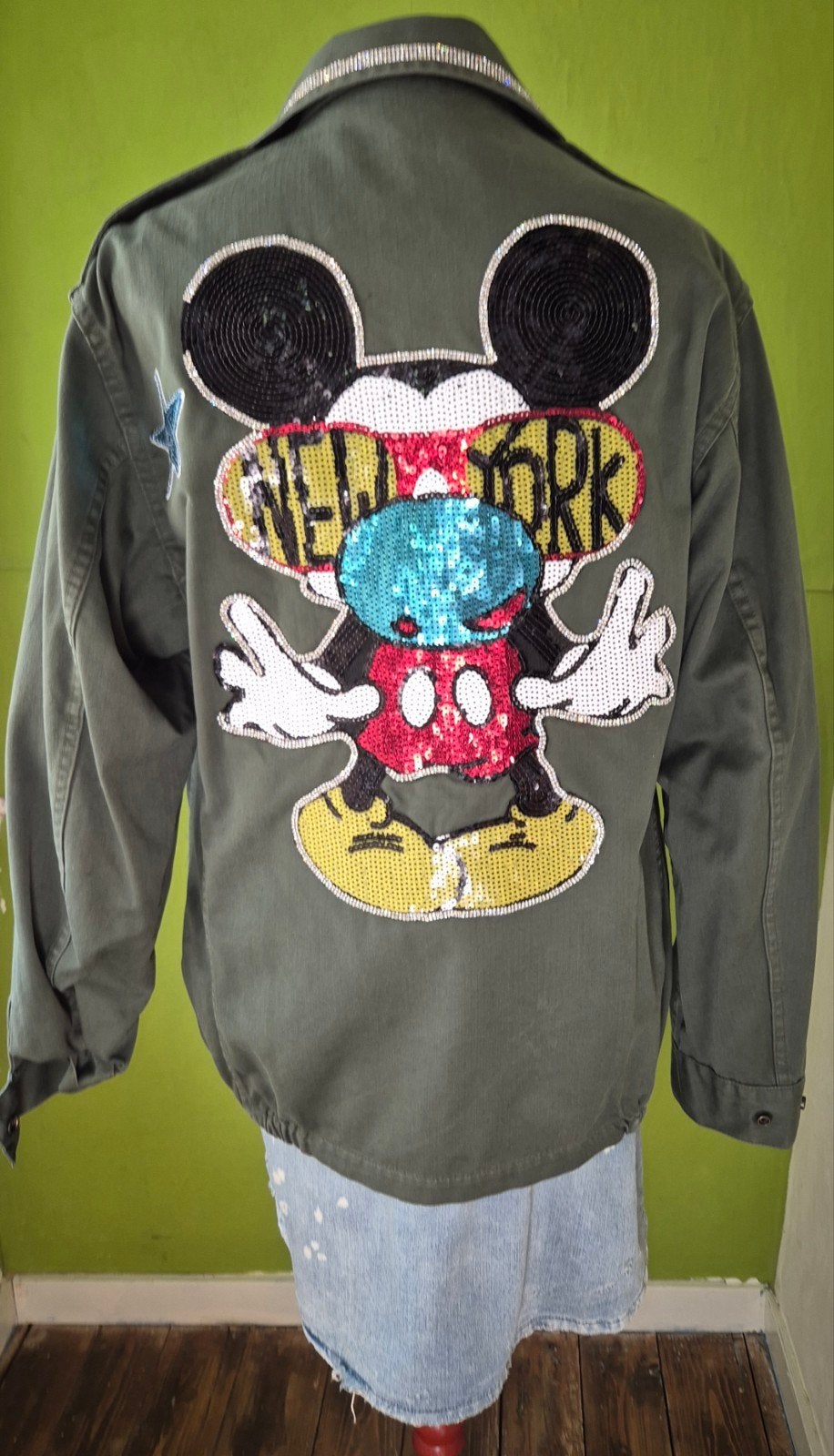 Military jacket mickey mouse xl, Kleding | Dames, Jasjes, Kostuums en Pakken, Jasje, Maat 42/44 (L), Ophalen of Verzenden
