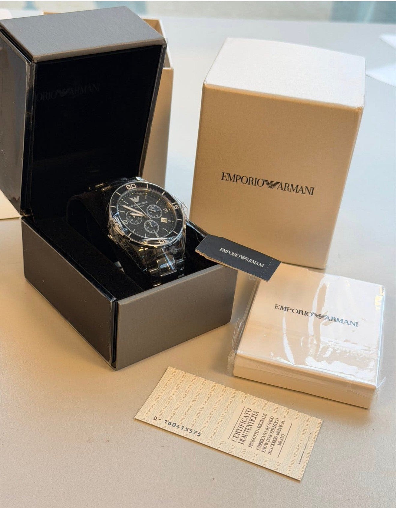 Montre en céramique Emporio Armani AR1421 neuve + certificat, Enlèvement ou Envoi, Étanche, Neuf, Noir