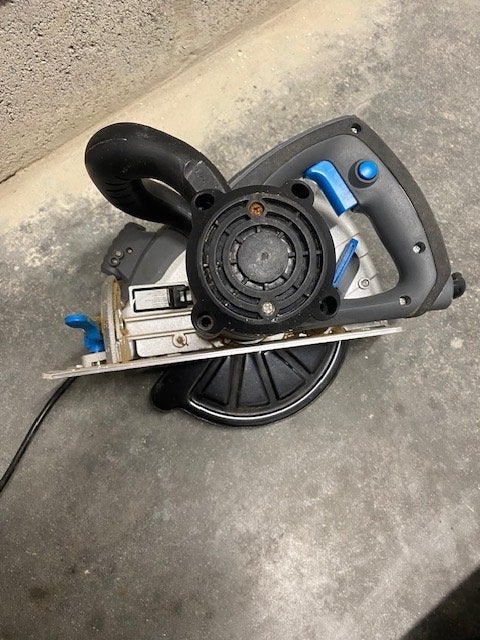 handcirkelzaag, Doe-het-zelf en Bouw, Gereedschap | Zaagmachines, Ophalen, Cirkelzaag, 600 tot 1200 watt, Zo goed als nieuw