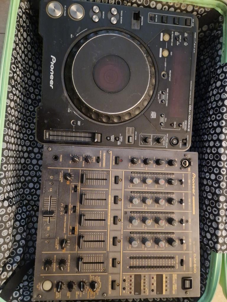 Cdj-1000mk2 +professional DJM-600 MIXER, Muziek en Instrumenten, Dj-sets en Draaitafels, Ophalen