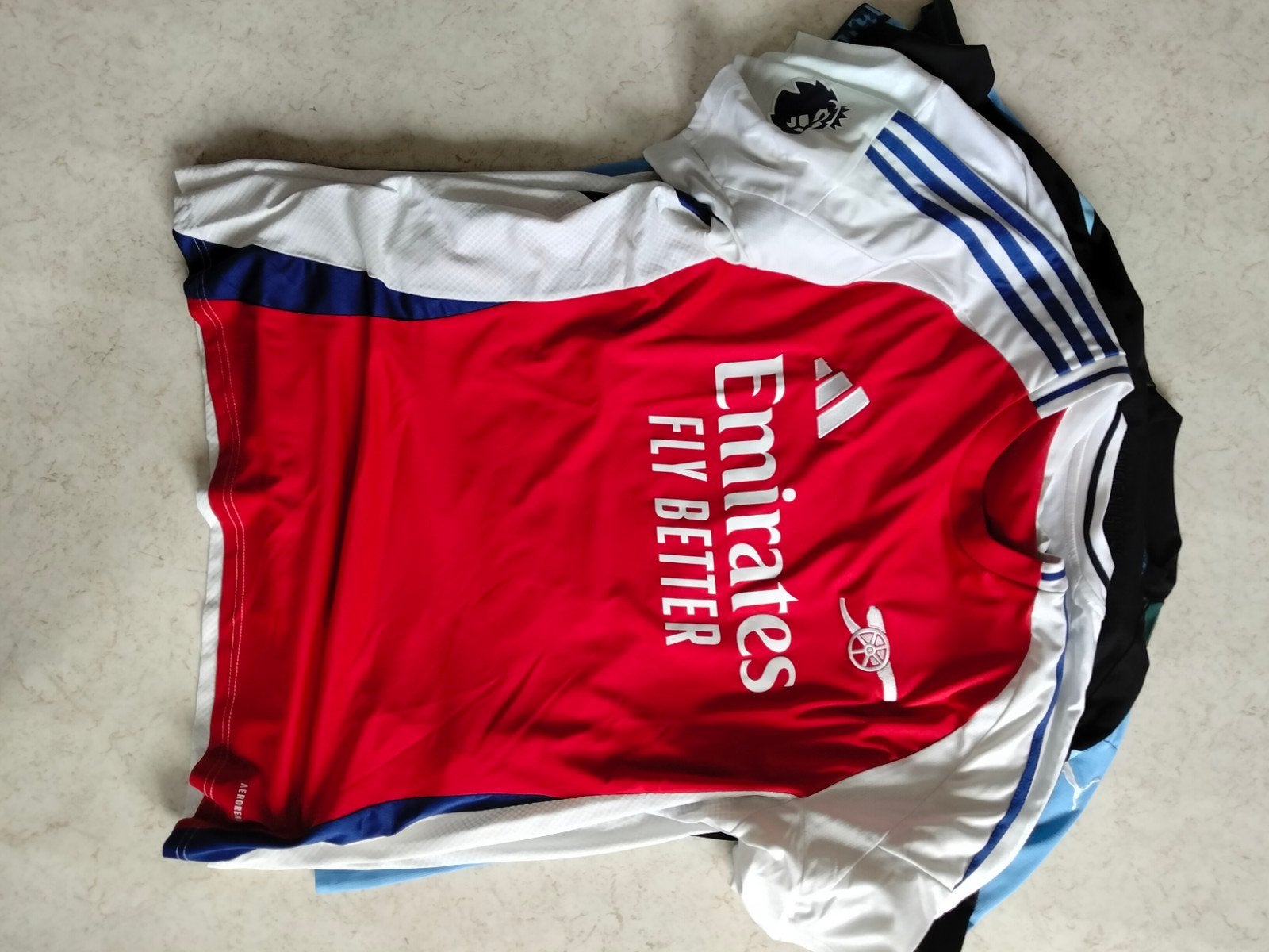 Voetbaltruitje Arsenal 24/25 (Trossard), Vêtements | Hommes, Vêtements de sport, Football, Enlèvement ou Envoi, Taille 56/58 (XL)