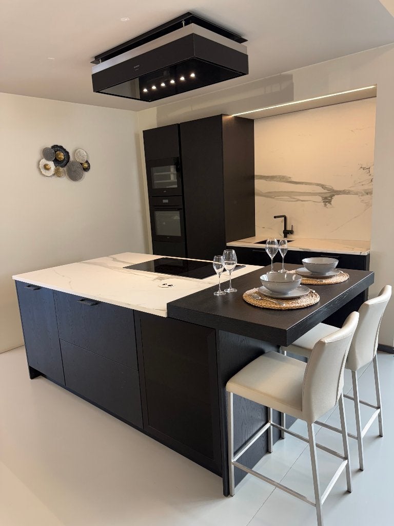 Toonzaal keuken, Ophalen, Nieuw