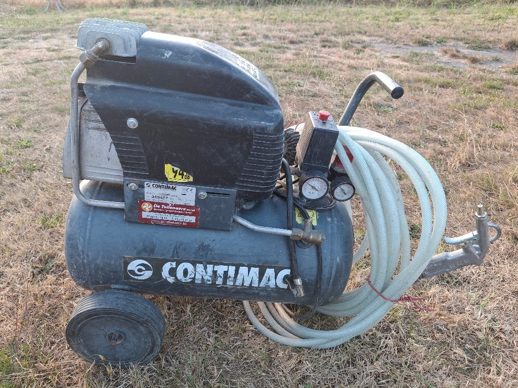 Compressor, Bricolage & Construction, Compresseurs, Utilisé, 6 à 10 bars, 25 à 100 litres, 400 à 800 litres/min, Sans huile, Enlèvement