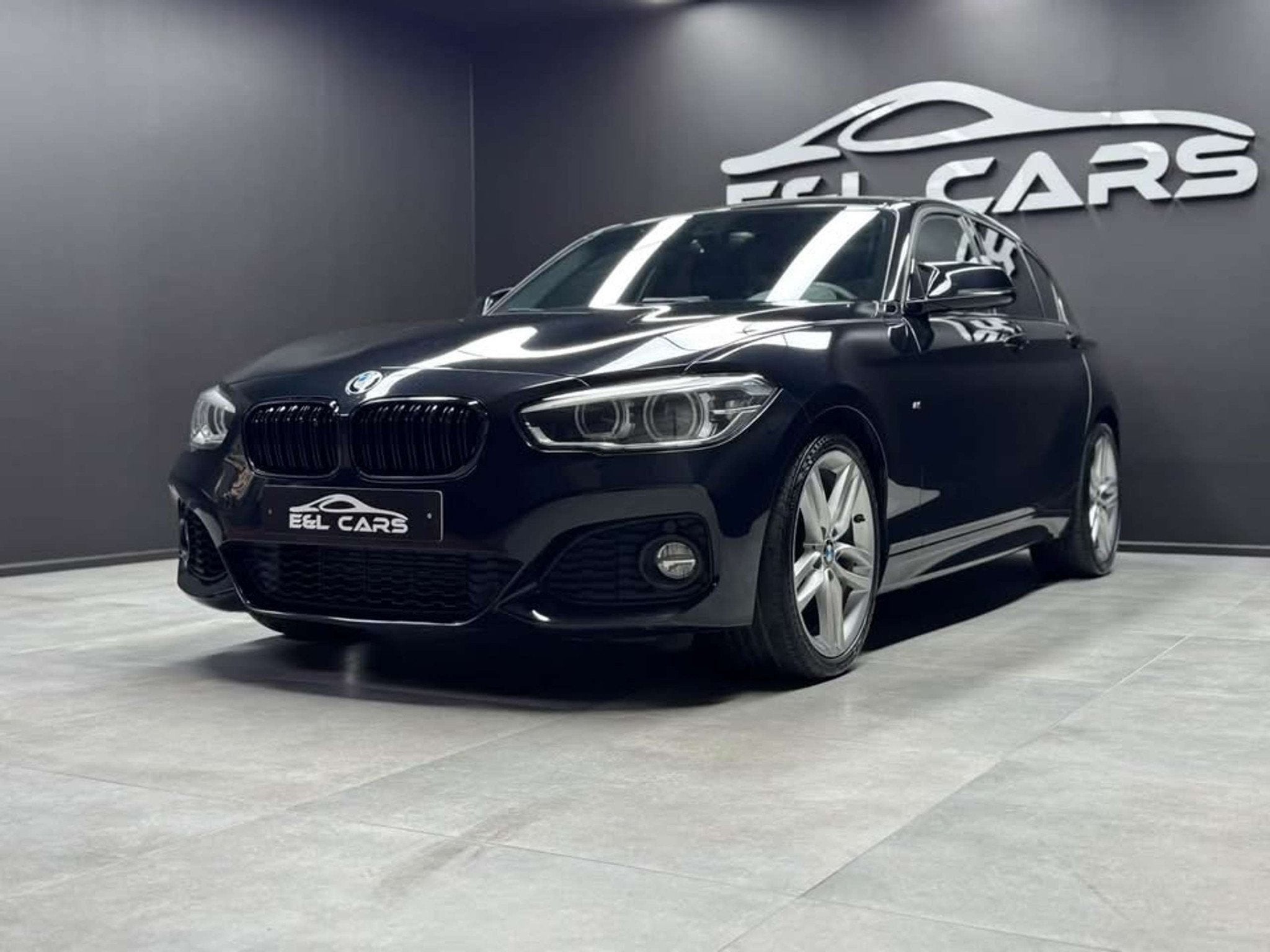 BMW 1 Serie 118 118iA Pack M *12 mois de garantie*, 100 kW, Achat, Euro 6, Entreprise