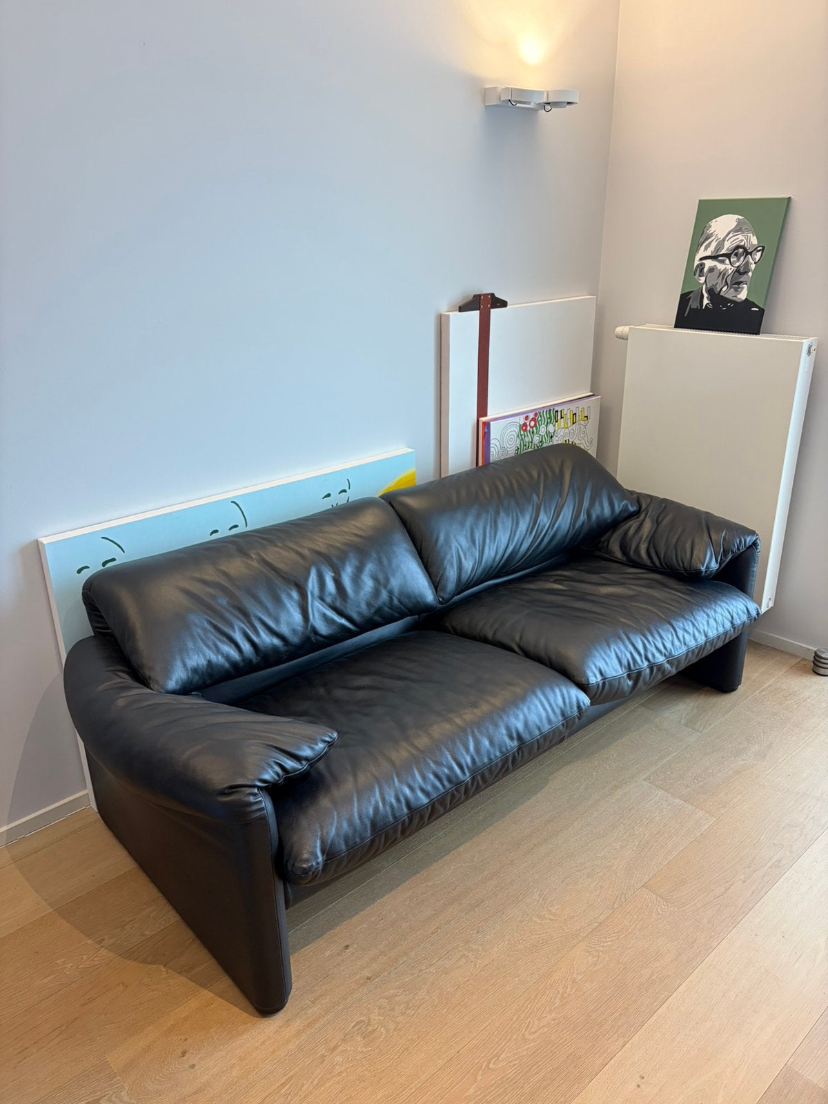Cassina Maralunga zwart leder tweezit, 75 à 100 cm, 150 à 200 cm, Comme neuf, Enlèvement