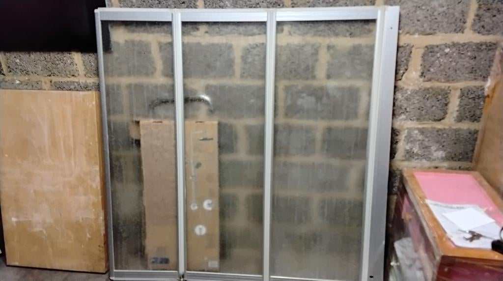 Douche scherm 140 cm x 140 cm moet dringend weg, Enlèvement, Douche
