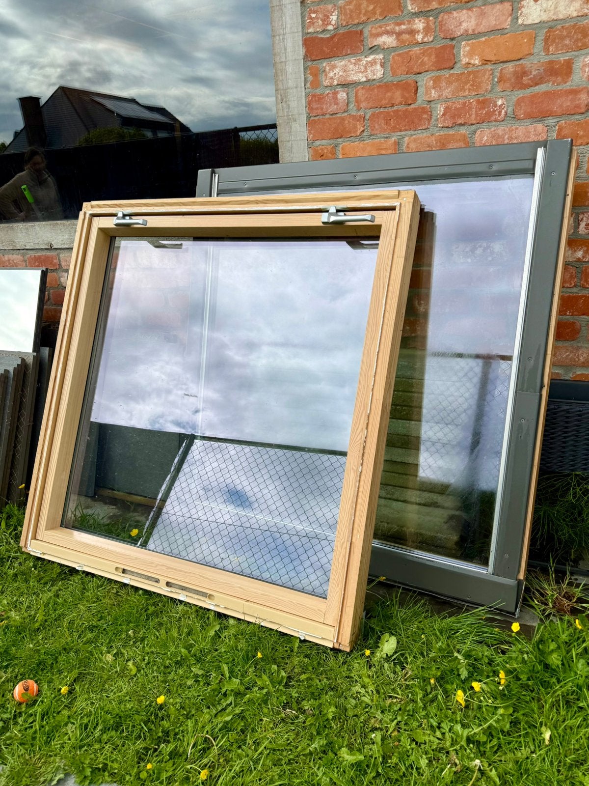 2 gratis dakramen merk Fakro, Double vitrage, Lucarne, 120 à 160 cm, Enlèvement