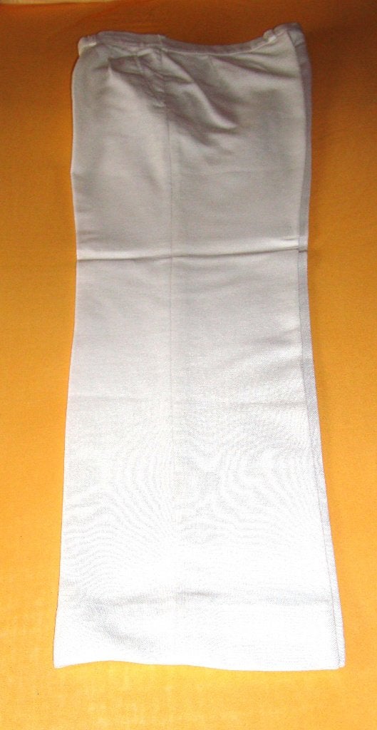 witte damesbroek - Betty Barclay - M 42/44 - 5 € - als nieuw, Kleding | Dames, Wit, Maat 42/44 (L), Betty Barclay, Ophalen of Verzenden