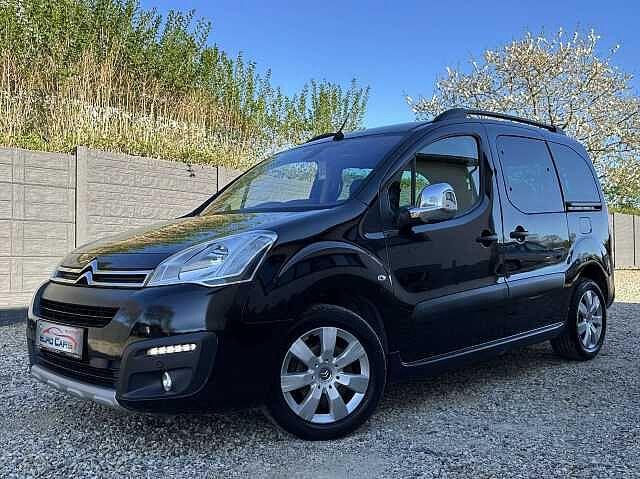 Citroen Berlingo 1.6 BlueHDi XTR, Auto's, Citroën, Monovolume, https://public.car-pass.be/vhr/5d87e7bd-93e4-4dff-adf6-79f670da8685