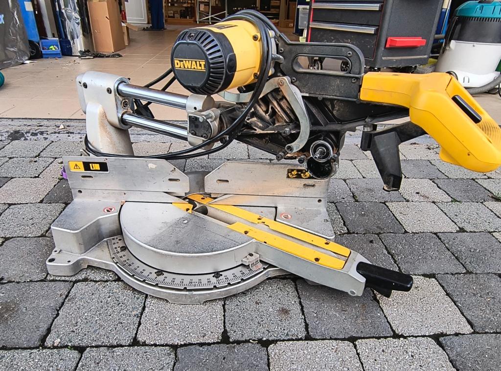Afkantzaag DeWalt DW708, type 3 - ONDERDELEN + zaagtafel, Doe-het-zelf en Bouw, Gereedschap | Zaagmachines, Ophalen, Gebruikt