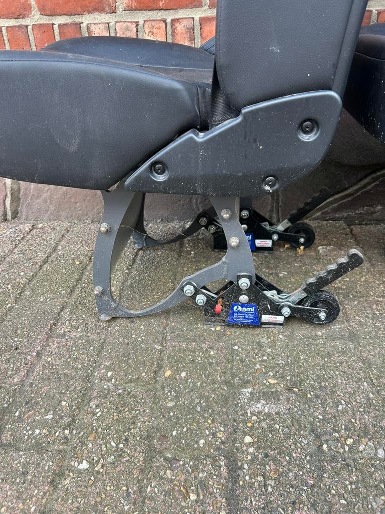 Volkswagen crafter stoelen voor gehandicapte vervoer, Fietsen en Brommers, Ophalen, Zo goed als nieuw