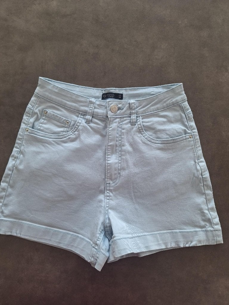 short bel&bo maat 36, Kleding | Dames, Bel & Bo, Ophalen of Verzenden, Overige kleuren, W28 - W29 (confectie 36)