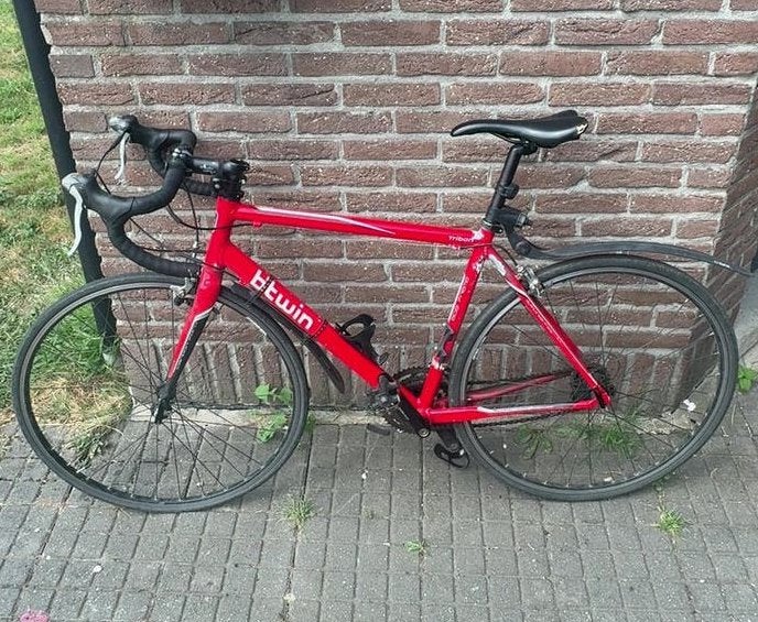 B’twin Triban 3, Fietsen en Brommers, Fietsen | Racefietsen, Ophalen, Zo goed als nieuw, Overige merken
