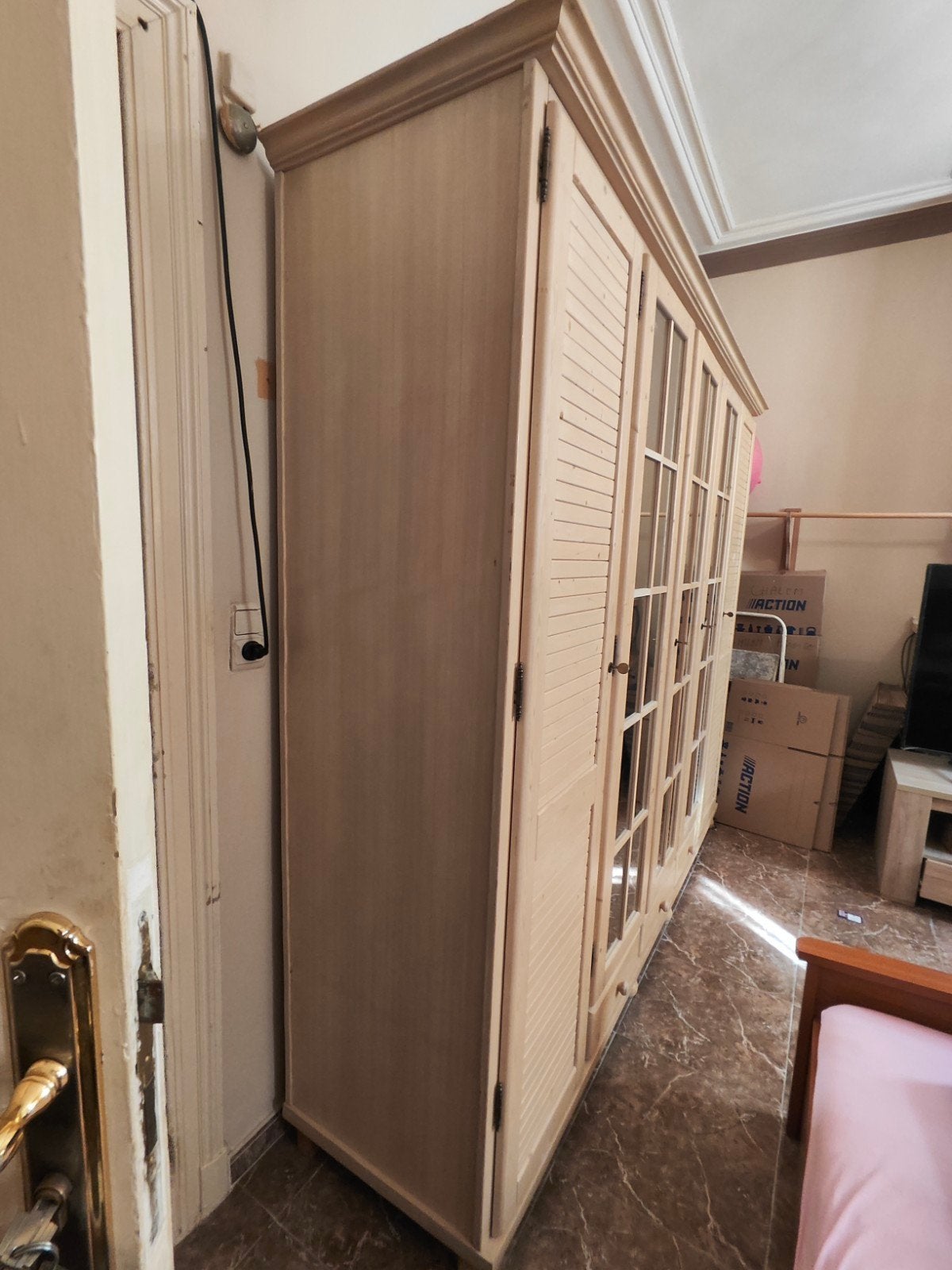 Armoire, Enlèvement, Utilisé
