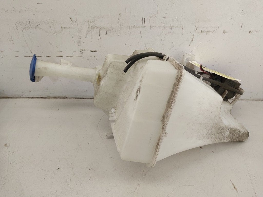 RUITENSPROEIERRESERVOIR VOOR Kia Rio III (UB), Info@kia.de, Theodor-Heuss-Allee 11
60486  Frankfurt am Main, DE, Kia Deutschland GmbH
