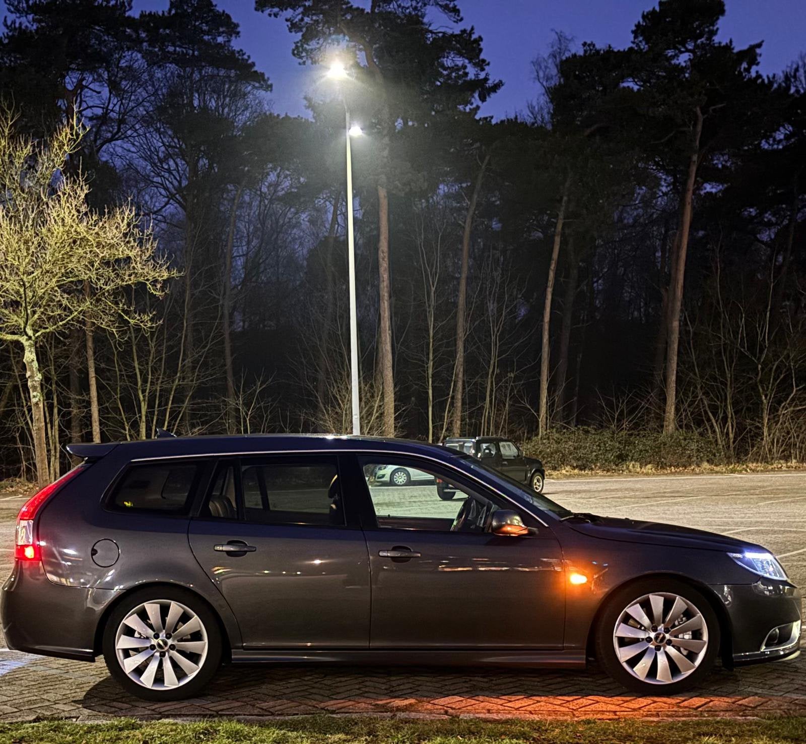 Saab alu90 - 18inch saab 9-3ng aero griffin velgen, Ophalen, 18 inch, Winterbanden, Velg(en)