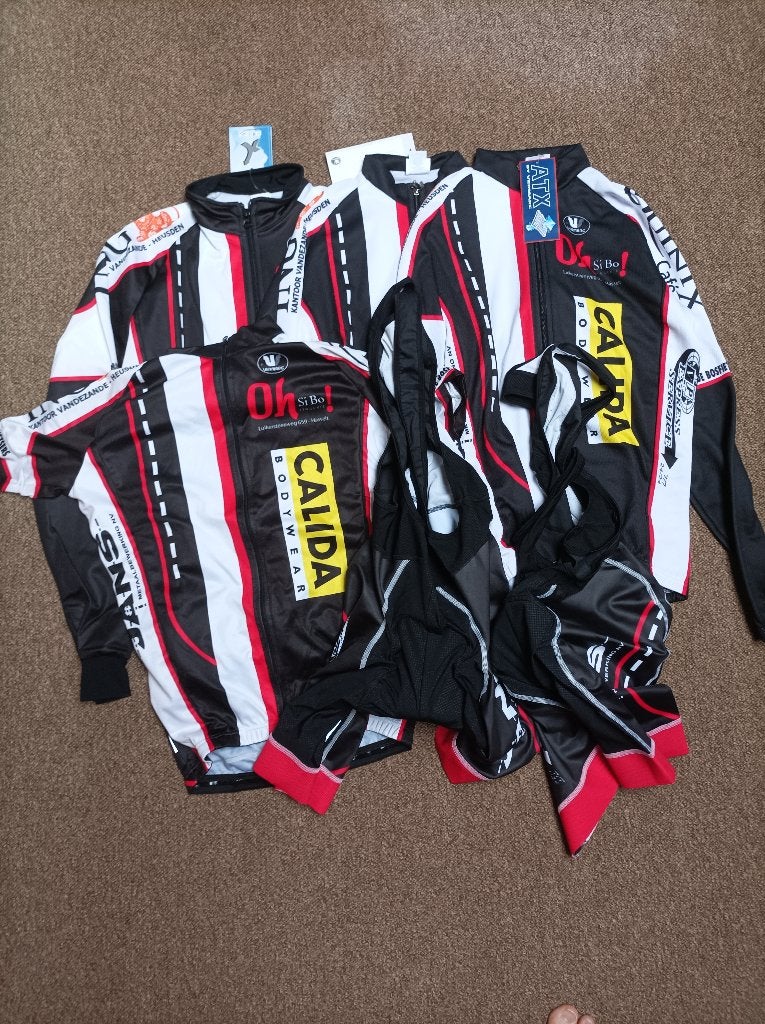 Pakket wielerkleding 6 stuks nieuw!, Fietsen en Brommers, Ophalen of Verzenden, Nieuw, S, Bovenkleding