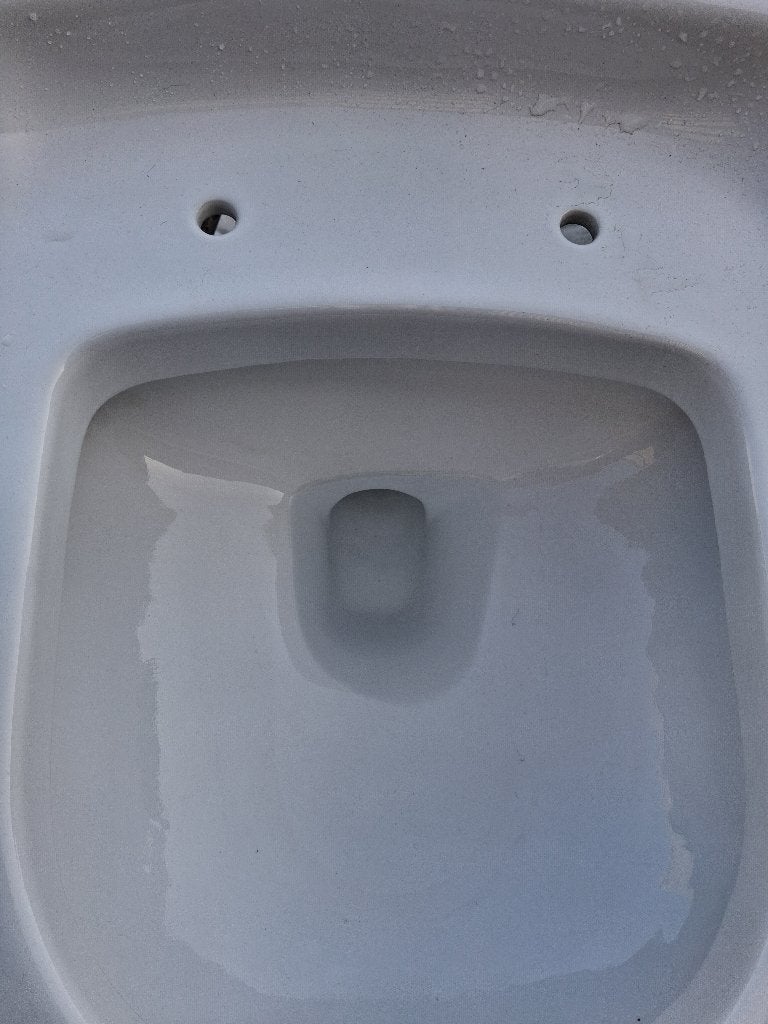 WC suspendu avec broyeur incorporé, Bricolage & Construction, Sanitaire, Enlèvement
