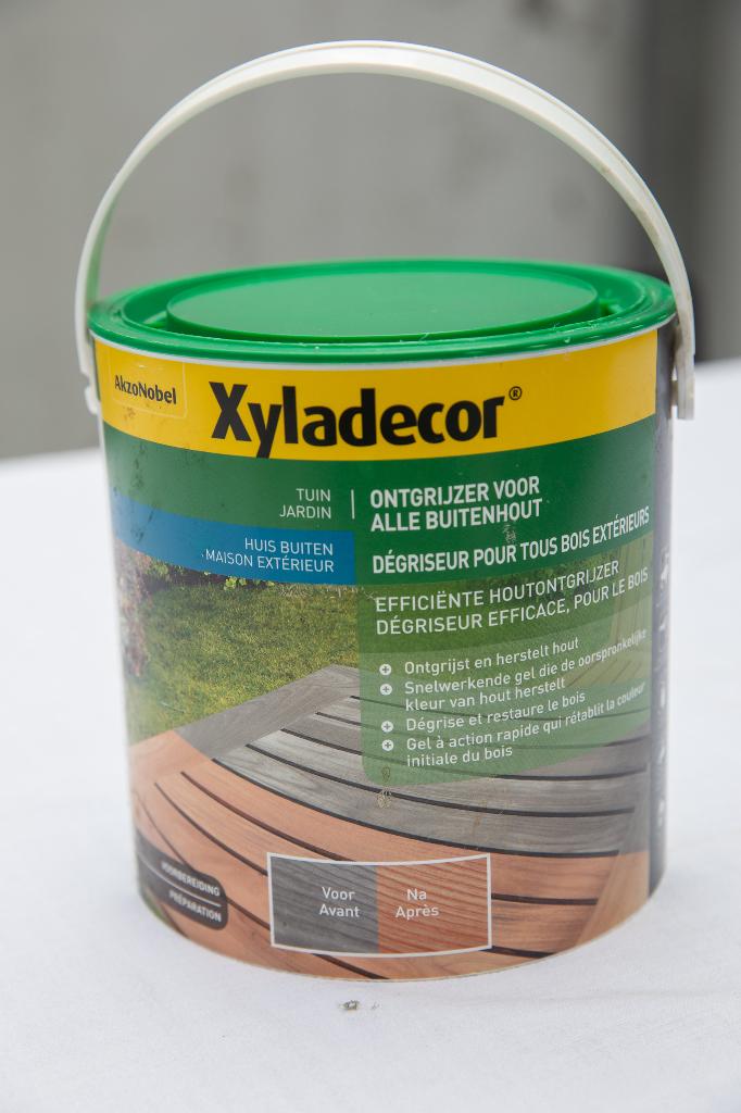 Xyladecor ontgrijzer voor alle tuinhout, Bricolage & Construction, Peinture, Vernis & Laque, Moins de 5 litres, Enlèvement, Comme neuf