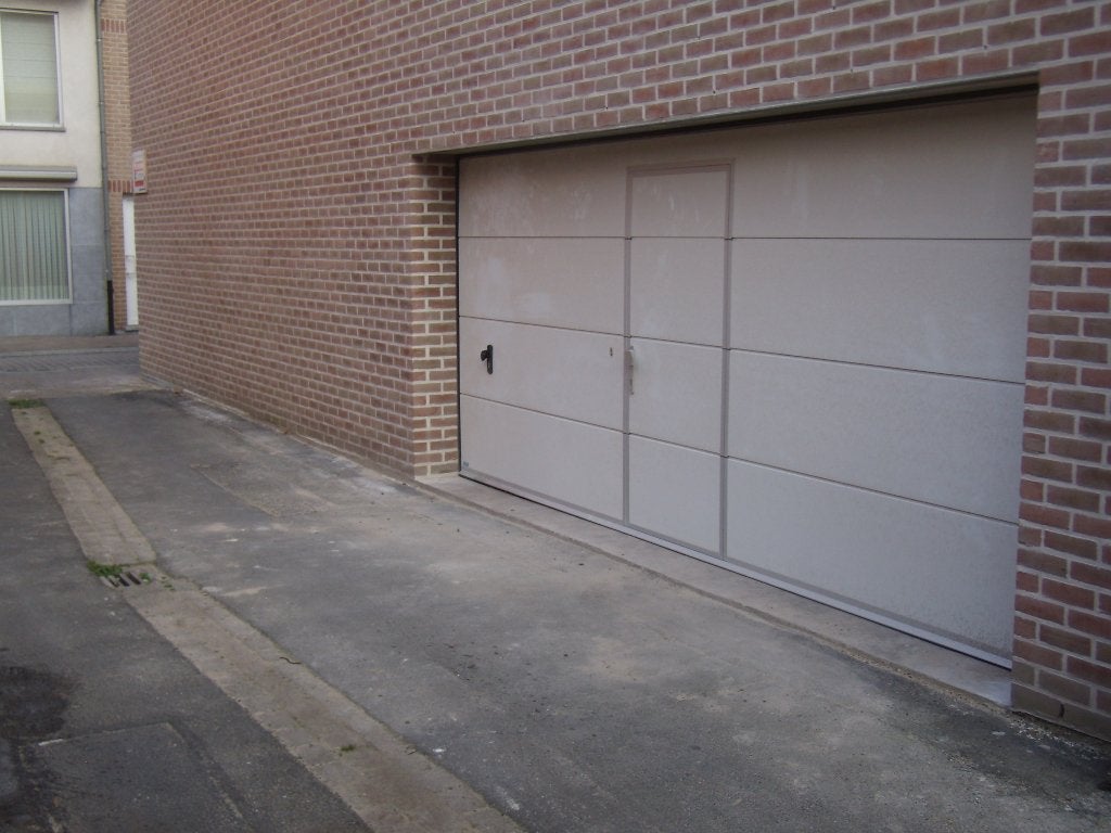 te huur parking centrum torhout 0477 573269, Province de Flandre-Occidentale