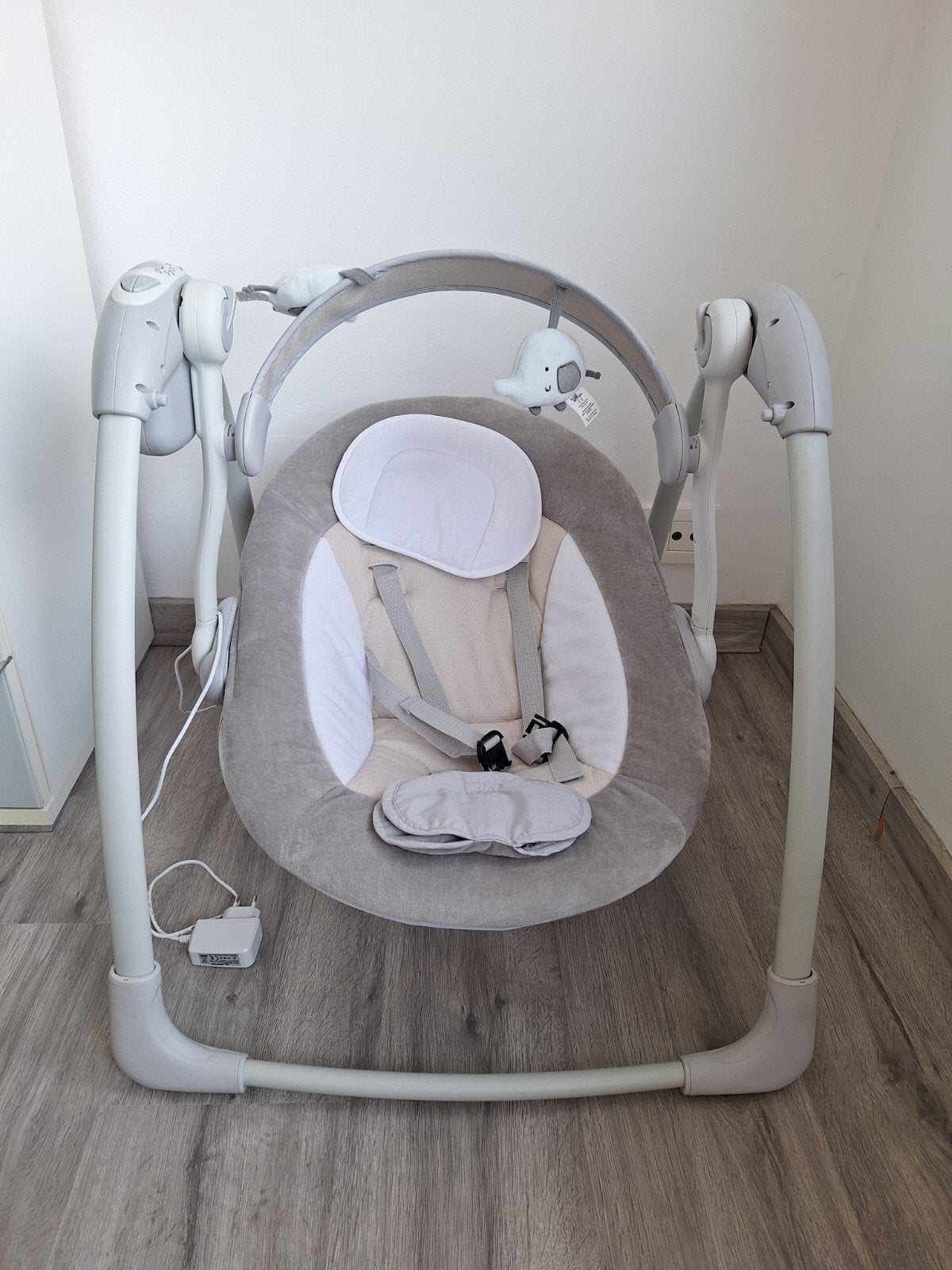 Babyschommelstoeltje met verschillende snelheden, Kinderen en Baby's, Ophalen, Zo goed als nieuw, Schommelstoel