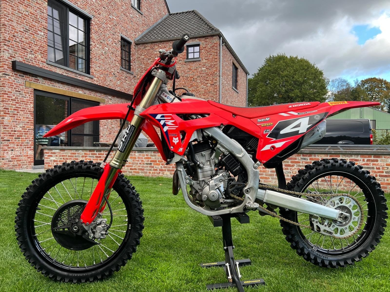 honda crf 250 slechts 29 uren bj 2023 uitstekende staat, Motoren, 250 cc, Nieuw, Particulier, Crossmotor