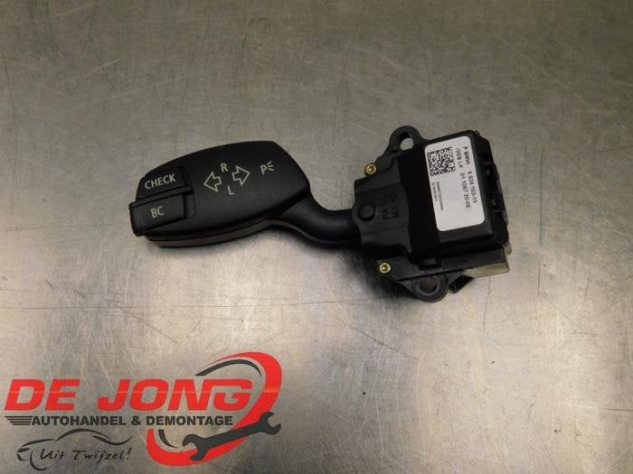 Commutateur feu clignotant d'un BMW 5-Serie, -, 3 mois de garantie, Utilisé, -