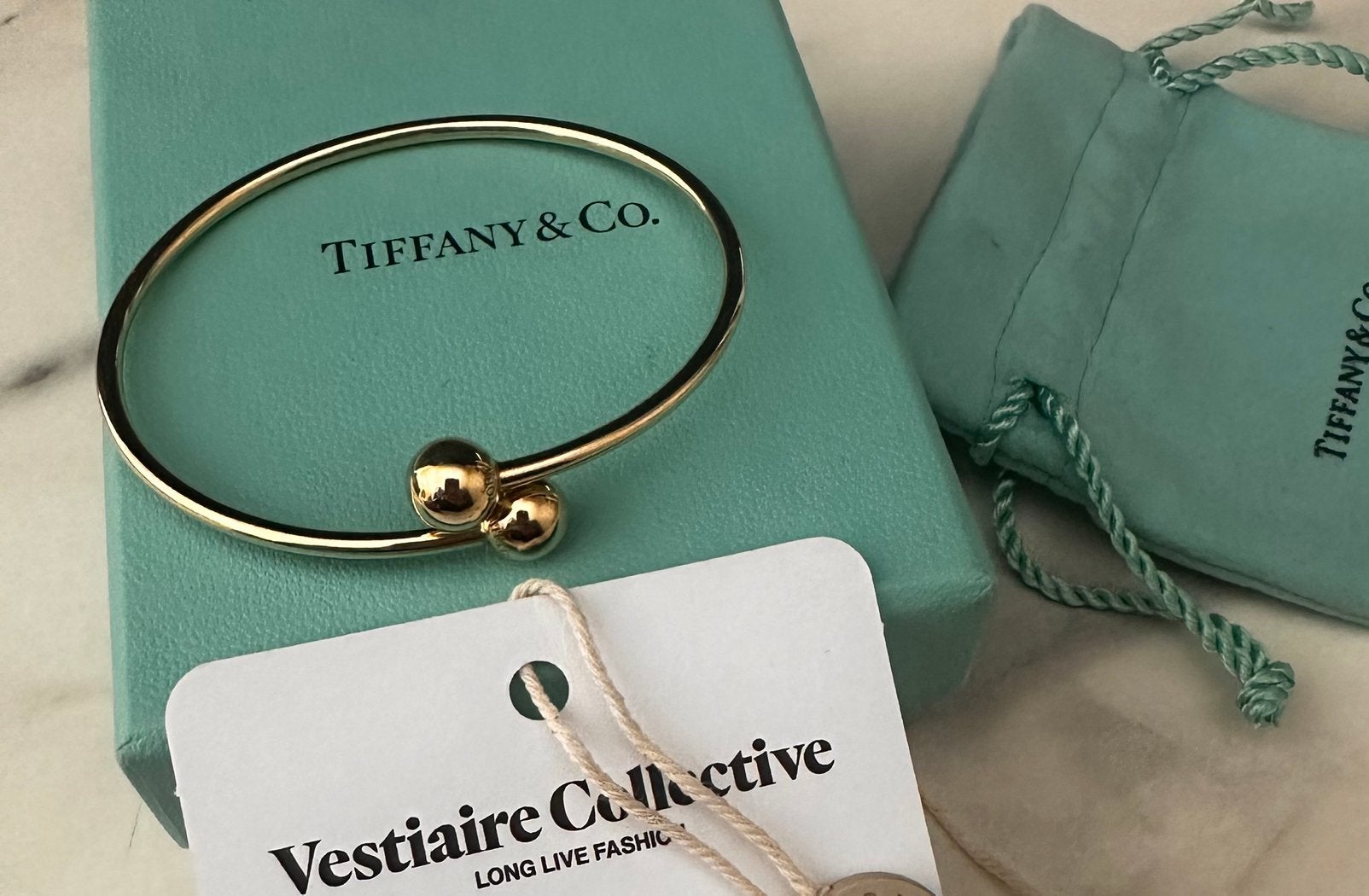 Tiffany & co armband hardwear ball geelgoud, Ophalen, Zo goed als nieuw