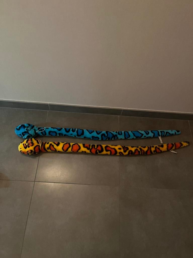 2 slangen knuffels, Ophalen of Verzenden, Zo goed als nieuw, Overige typen