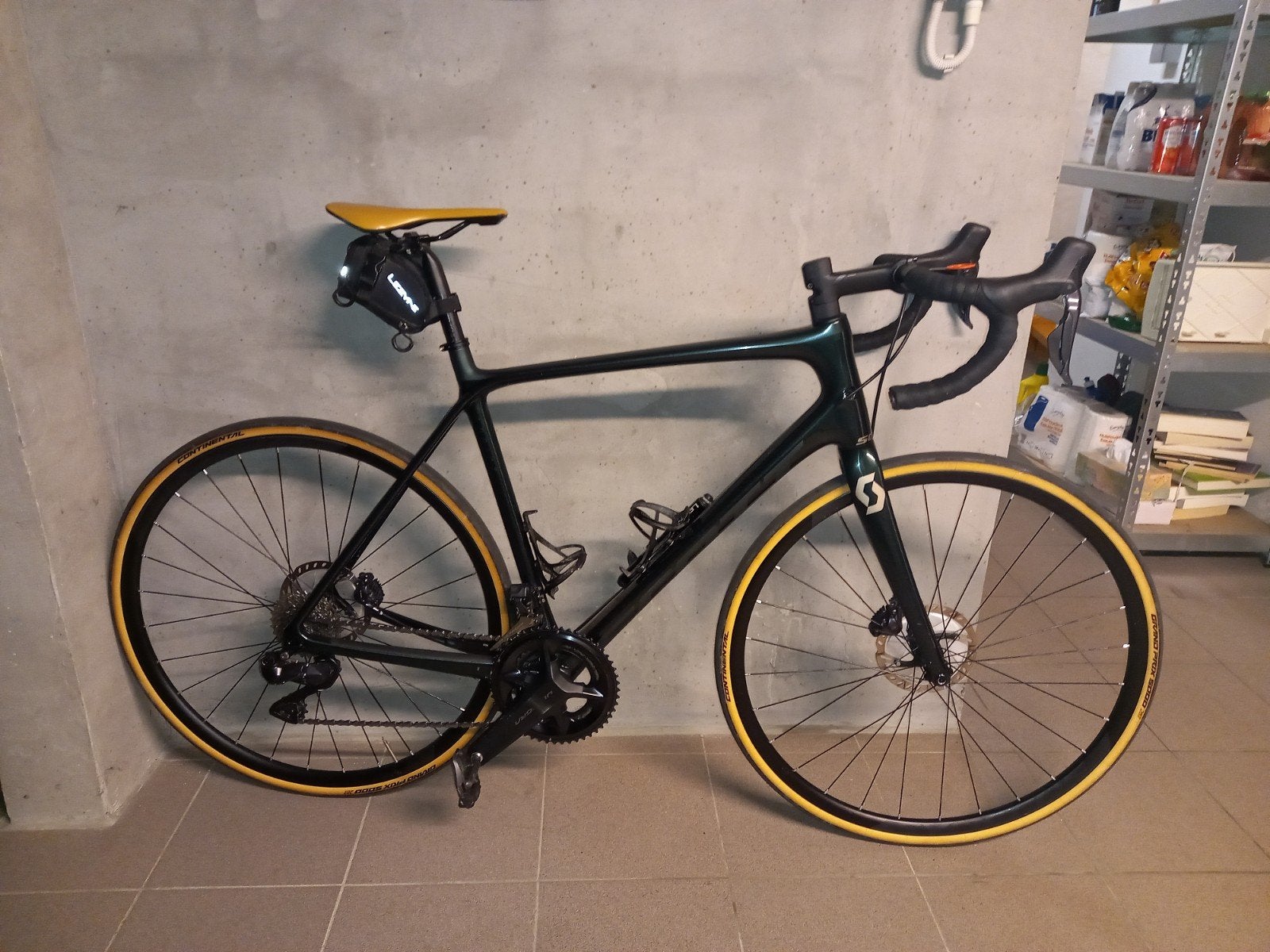 koersfiets scott addict 10, Fietsen en Brommers, 53 tot 57 cm, Ophalen, Carbon, Schijfrem