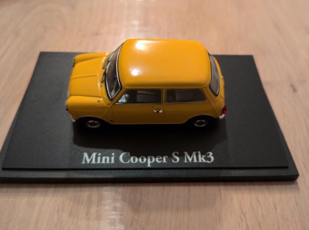 Mini Cooper mk3. 1/43, Hobby & Loisirs créatifs, Voitures miniatures | 1:43, Enlèvement ou Envoi