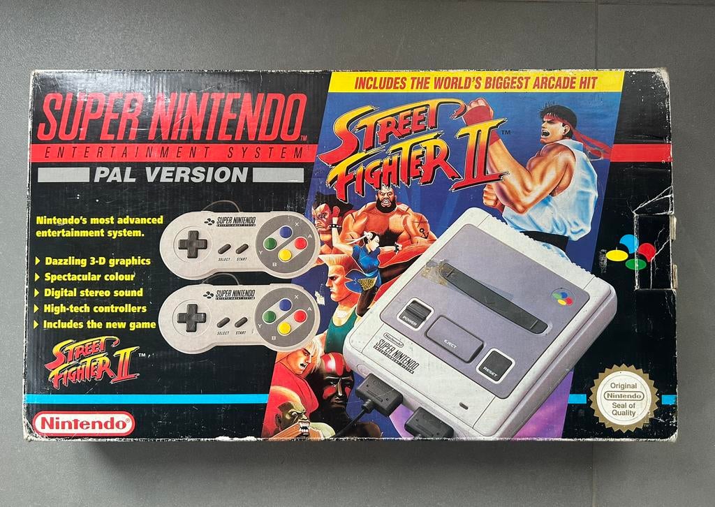 Super nintendo SNES console street fighter II editie, Games en Spelcomputers, Spelcomputers | Nintendo Super NES, Gebruikt, Met 2 controllers