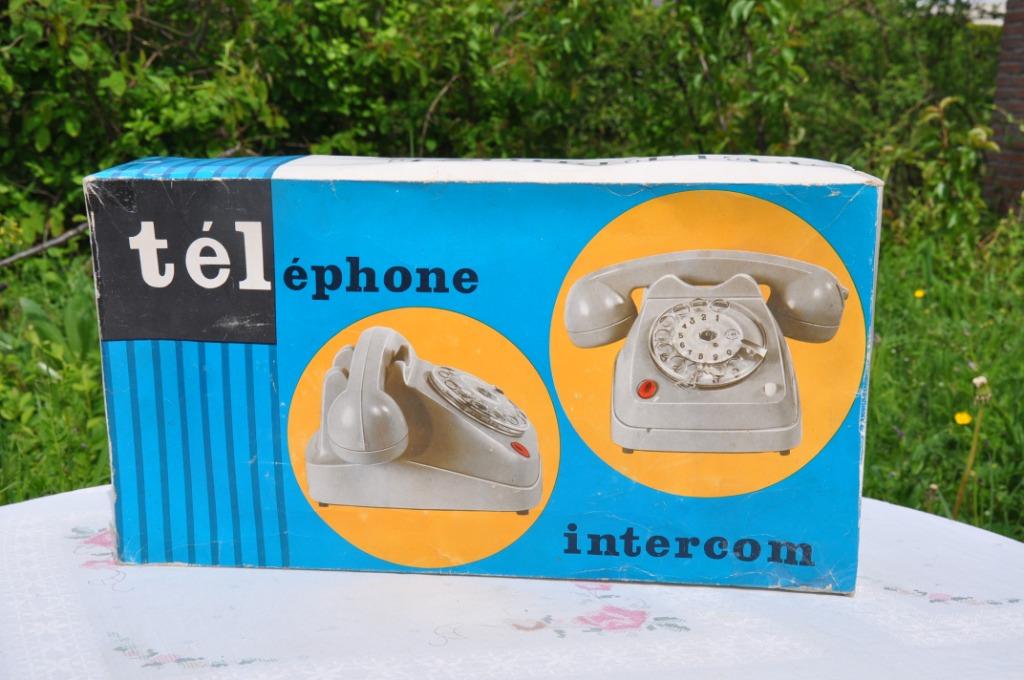 anciens telephones jouet des années 60, Enlèvement ou Envoi