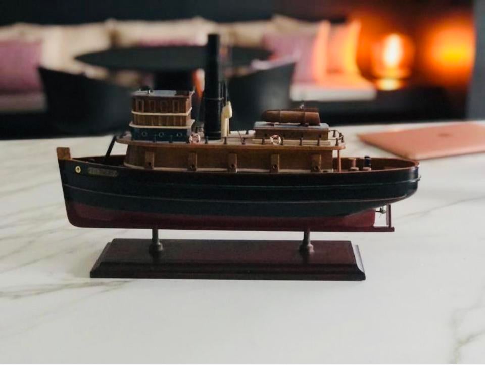 modelboot Baltimore uit Trouville Frankrijk, Hobby en Vrije tijd, Modelbouw | Boten en Schepen, Ophalen of Verzenden, Zo goed als nieuw