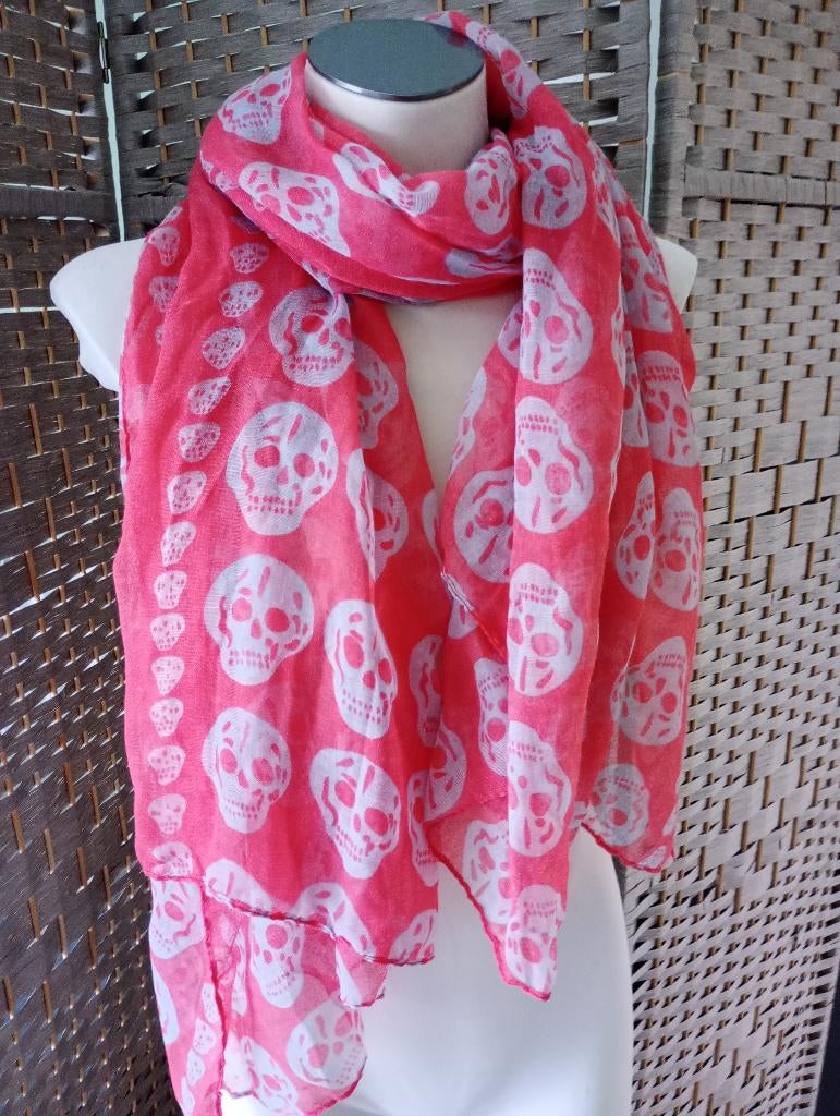 Foulard têtes de mort, Enlèvement ou Envoi