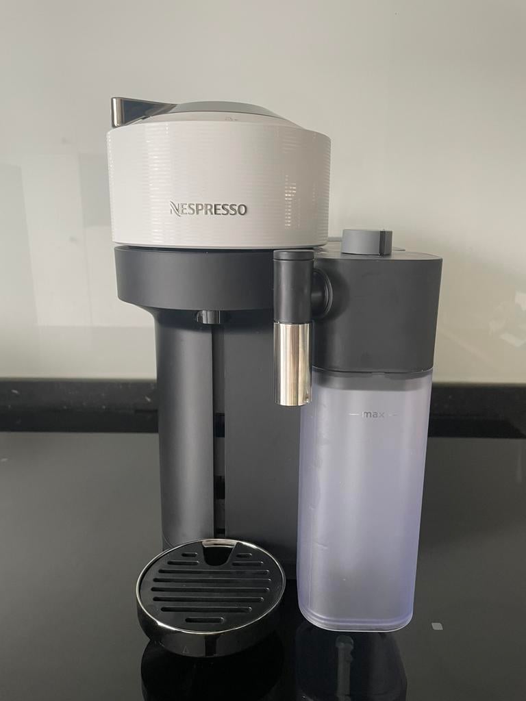 De’Longhi Lattissima One, Elektronische apparatuur, Koffiezetapparaten, Ophalen, Zo goed als nieuw, Overige modellen