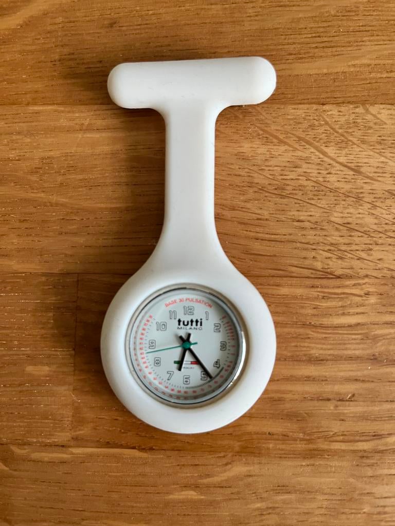 Montre d'infirmière, Enlèvement ou Envoi