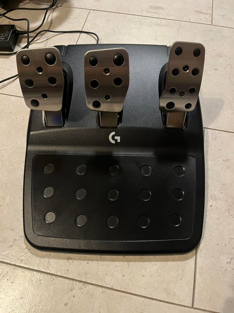 Logitech G923, Games en Spelcomputers, Ophalen of Verzenden, Zo goed als nieuw