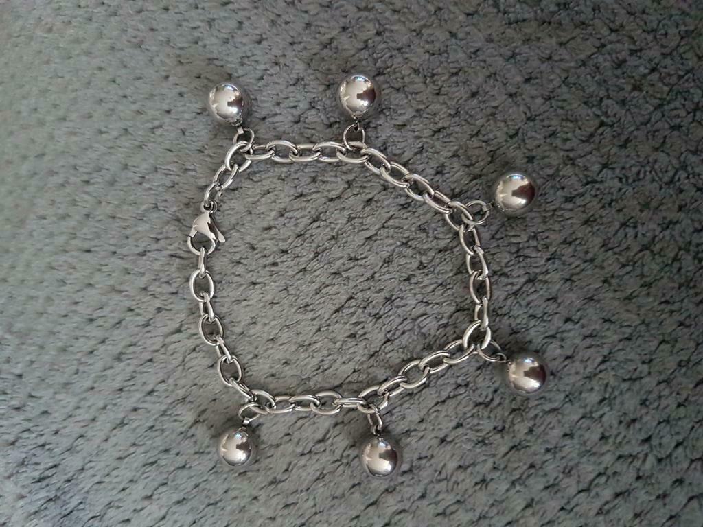 Armband van Twice as nice in edelstaal, Staal, Ophalen of Verzenden, Zo goed als nieuw, Met bedels of kralen