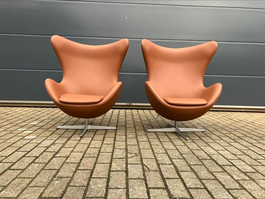 2x Fritz Hansen Egg Chair en cuir Cognac état NOUVEAU !!, Enlèvement ou Envoi, Cassina togo tecno sede b&b italia knoll vitra edra artifort