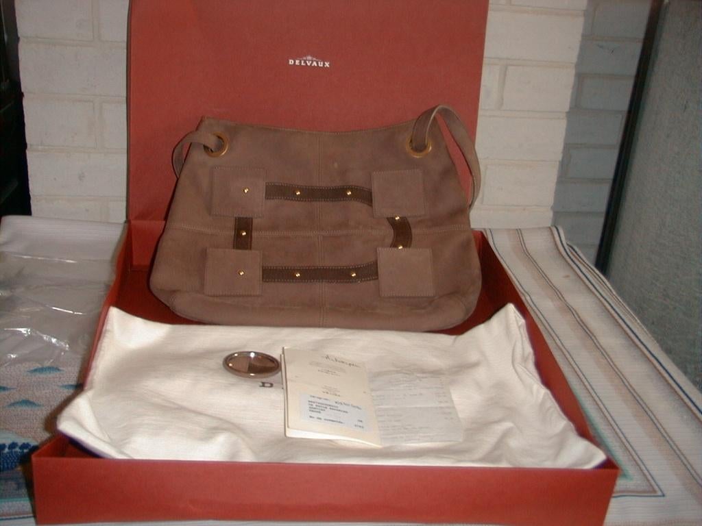 TAS DELVAUX, Ophalen, Nieuw, Bruin