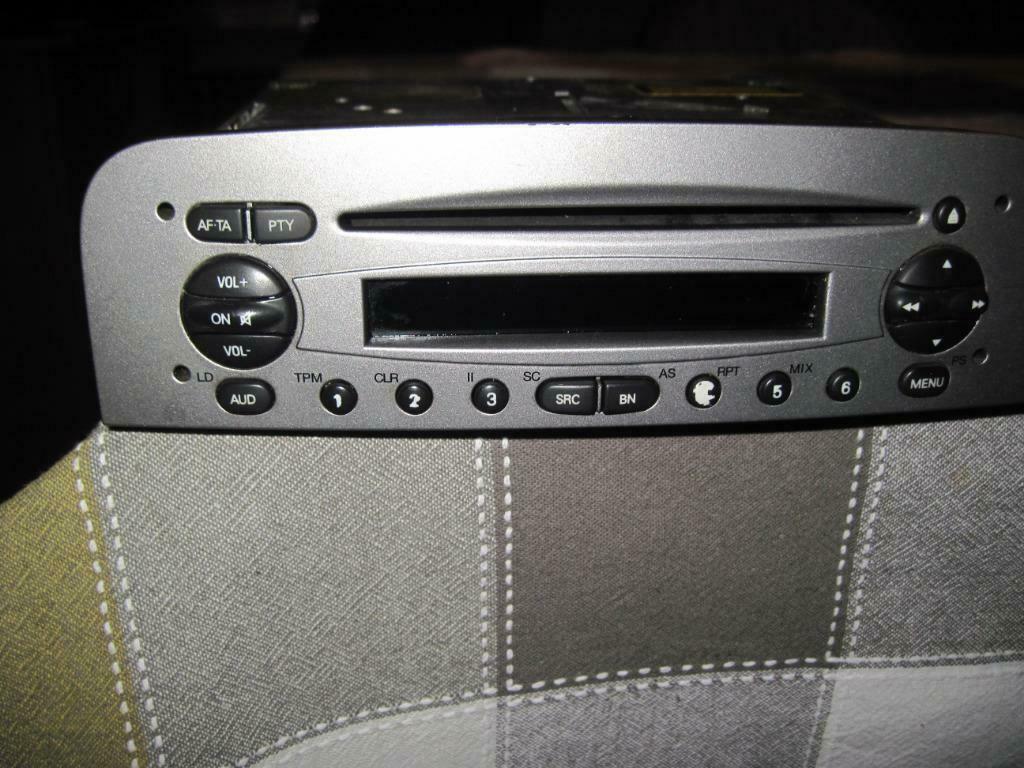 radio cd alfa romeo 147, Enlèvement, Utilisé, Alfa Romeo