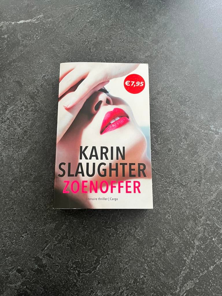 Leesboek Karin Slaughter - Zoenoffer, Ophalen of Verzenden, Zo goed als nieuw, Karin Slaughter